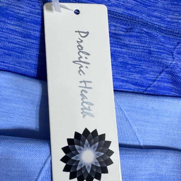 NWOT! Blue Ombré Leggings - Picture 4 of 4